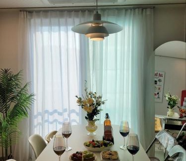 Gaebong-dong Apartment | Bongbong Stay