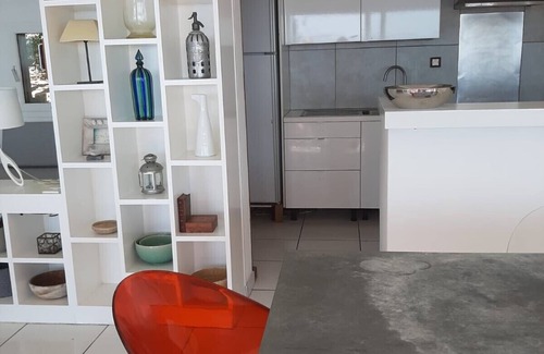 Bonifacio House | Bonifacio Domaine de Sperone nUNIQUE DISCOUNT 3850 EUROS Wnn12 TO 19 JULY
