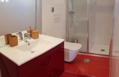 Los Tilos Apartment | Bonito Atico cerca de la Estacion de buses y trenes