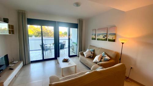Calafat Apartment | Bonito Bajo en Edificio Marina 1