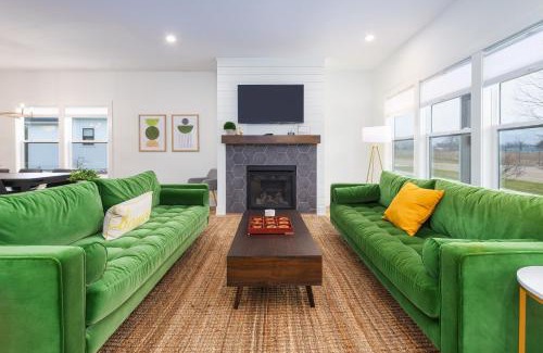 South Haven House | Bonjour Soha- pool- close to beach