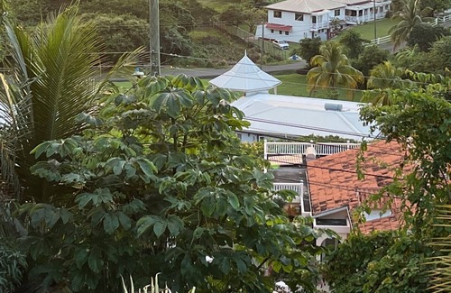 Gros Islet Villa | Bonne Vue 1 bedroom, 1 bathroom villa with living room.