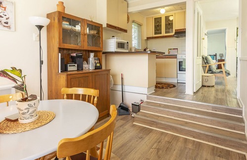 Hepburn Springs Cottage | BONNIE BRAE COTTAGE, a cosy miners cottage in Hepburn Springs