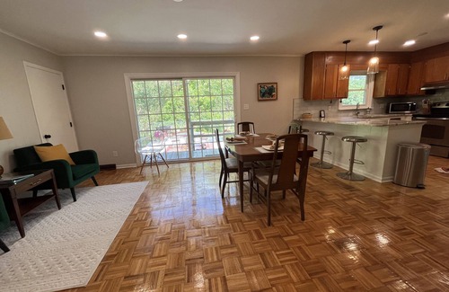 Jacksonville House | Bonnie On Clyde,nWhole house in beautiful neighborhood with private garden patio