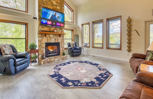 Maggie Valley House | Bonnie View 21 4 Bedroom Home by Redawning