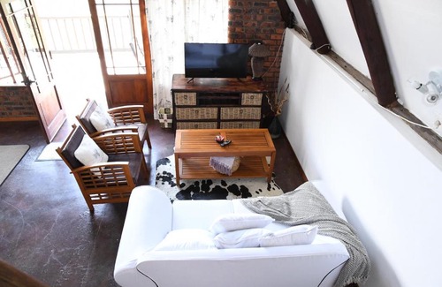 Merrivale Apartment | Bonnie View Game Lodge