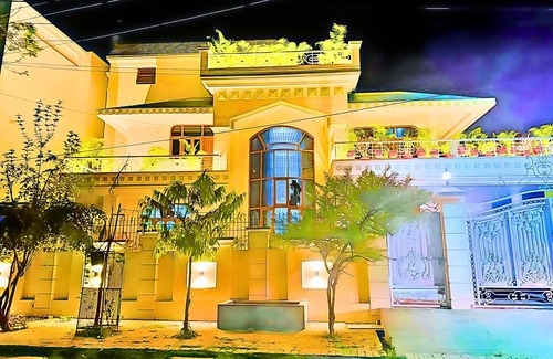 Varanasi Villa | Book Entire Luxury Villa For Your Group,Friends,Family and other Events.