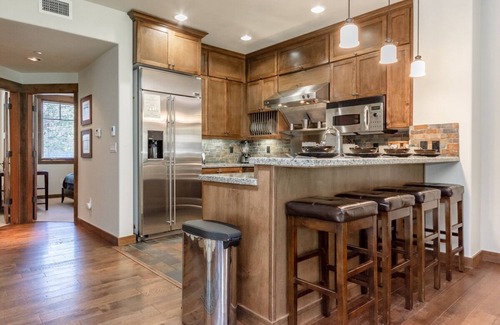 Woodwinds House | Book Fall Stays Today! Townhome with Private Hot Tub, Mountain Views and Grill; Close to Slopes!