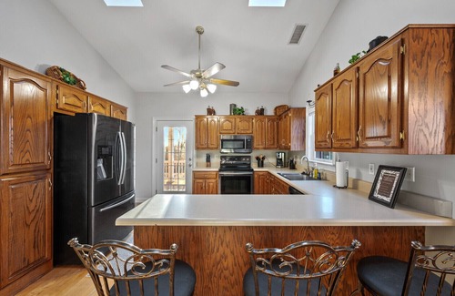 Mount Juliet House | Book now for fall! Quiet country setting with big city convenience.