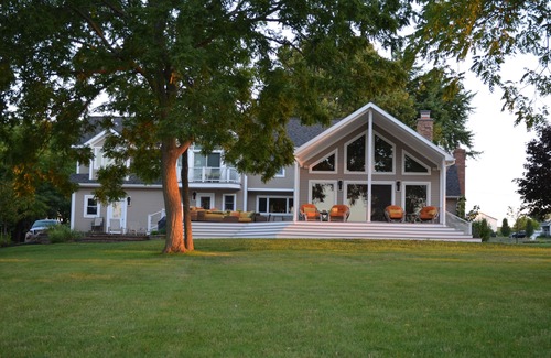 Town of Varick House | Book this Beautiful Cayuga Lake Front Home this fall and save!