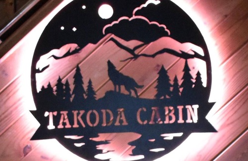 Spencer Cabin | BOOK TODAY! TAKODA CABIN-3B-2B-LOTS OF EXTRAS-2 MILES To FALL CREEK FALLS PARK!