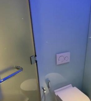Komoran House | Booking
