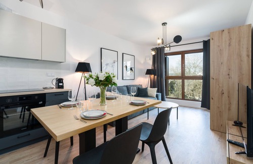 Grunwald Apartment | Bookowska 18 Apartments by Renters