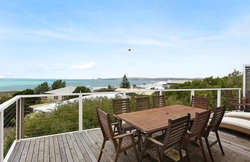 Port Elliot House | Boomer Waves 5 Carfax St - WIFI included - No Linen Included