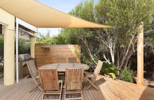 Port Elliot House | Boomer Waves 5 Carfax St - WIFI included - No Linen Included
