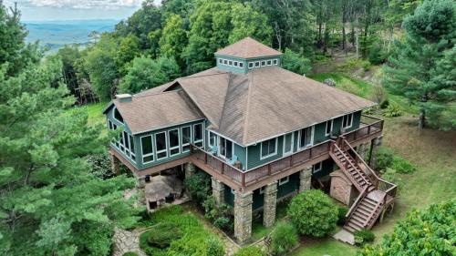 Boone House | Boone Mountain Getaway- Hot Tub Firepit