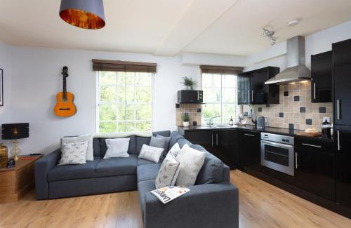Bootham Apartment | Bootham Court Grade II duplex apartment with free parking & Wi-Fi - sleeps 2-6 people