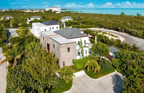 Long Bay Villa | Bora 4 BR Villa