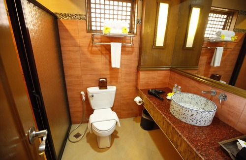 Boracay Island Hotel | Boracay Tropics Resort Hotel
