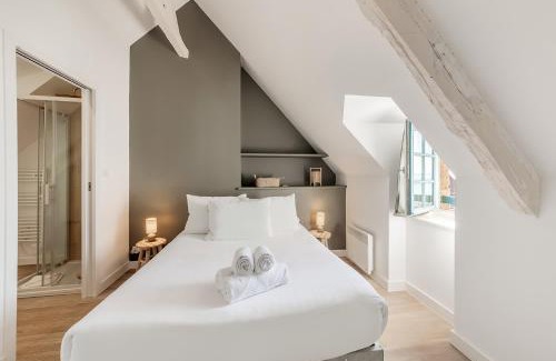 Cancale Apartment | Bord de l'eau 6 - Sea view - 3 people