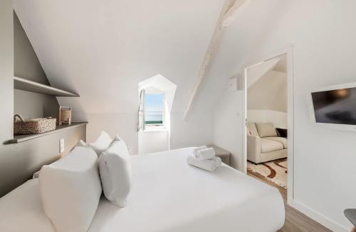 Cancale Apartment | Bord de l'eau 6 - Sea view - 3 people
