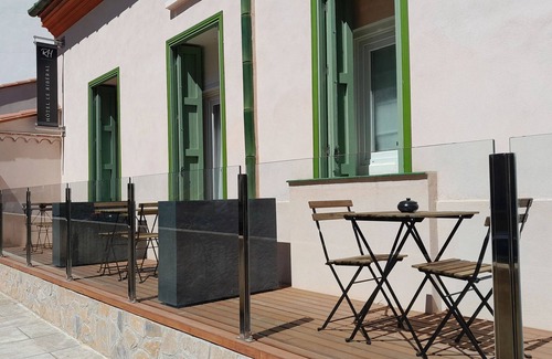 Cerbere Apartment | Bord de Mer Chic : Piscine, Plage & Terrasse