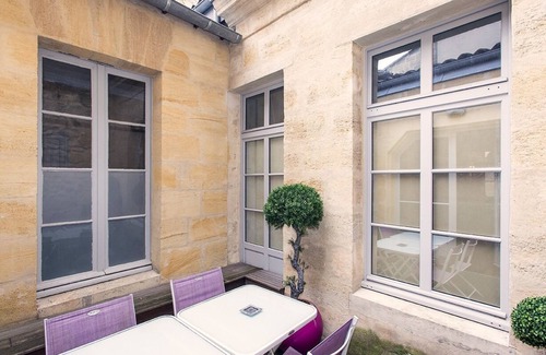 Hotel de Ville - Quinconces Apartment | Bord'o Appart Le Cheverus