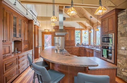 Hendersonville House | Borders DuPont- hot tub, game room, 27 acres, mountain views and more