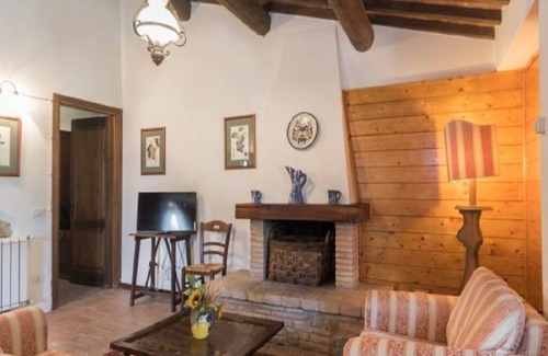 Todi Apartment | Borges Borgo Bianchini apartment