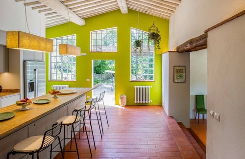 Gaiole in Chianti Villa | Borgo Merlo - Nine Bedroom Villa, Sleeps 22