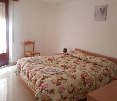 Castelmola Apartment | Borgo San Giorgio Apartment