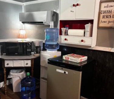 Temple Hill House | BORN AGAIN CAMPING an ANTIQUES
