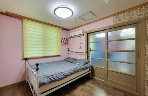 Kunip House | Boryeong Haebaragi Pension