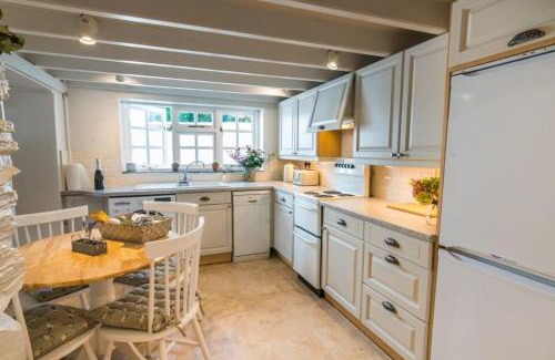 Boscastle House | Boscastle Quaint Cornish Fishermans Cottage