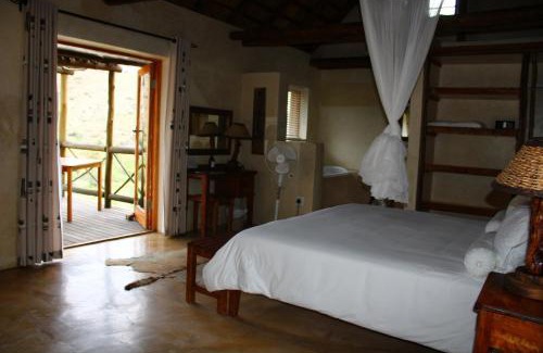 Laingsburg Cabin | Bosch Luys Kloof Nature Reserve