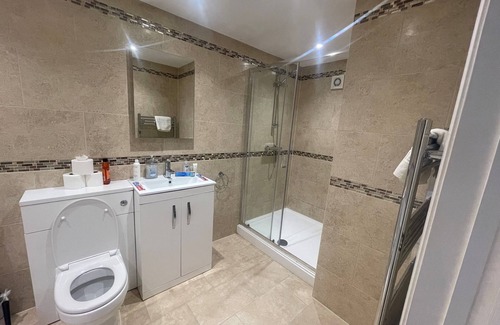 Lower Dicker Hotel | Boship Lions Farm Hotel