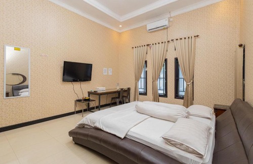 Serang Hotel | Boss Residence Serang Mitra RedDoorz