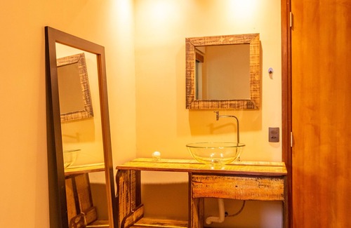 Paranagua Hotel | Bossa Beach House