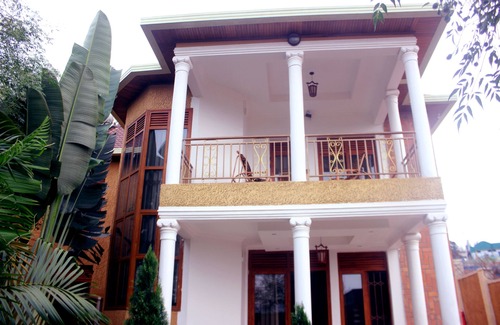 Kigali House | BOSTON VILLA HOTEL,SHUTTLE SERVICE, 2 MINUTES TO KIGALI CONVENTION AND ARENA