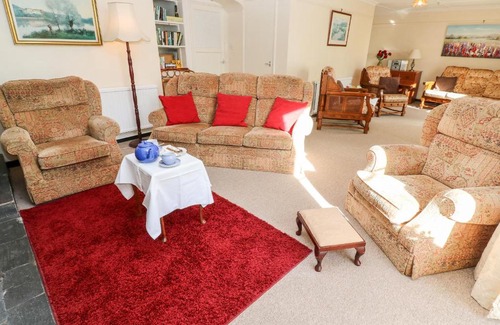 Penzance House | Bosworlas Farm House