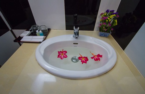 Serei Saophoan Hotel | Botoum Hotel