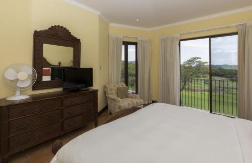 Brasilito Apartment | Bougainvillea 5306 Luxury Apartment - Reserva Conchal