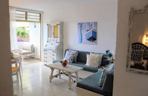 Playa del Aguila Apartment | Bougainvillea apartment Bamira