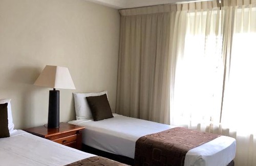 Main Beach Apartment | Bougainvillea Gold Coast Holiday Apartments