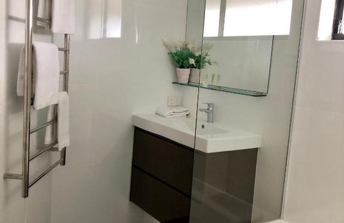 Main Beach Apartment | Bougainvillea Gold Coast Holiday Apartments