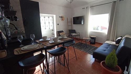 Calheta House | Bougainvillea House