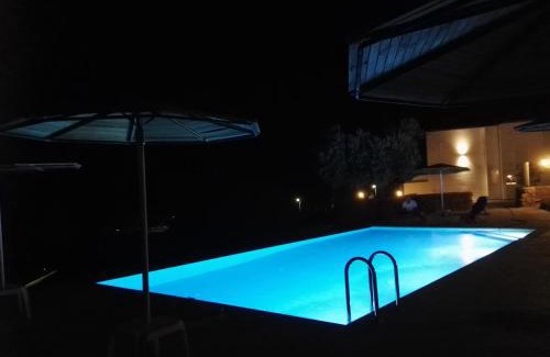 Archangelos House | Bouganville apartment Stegna