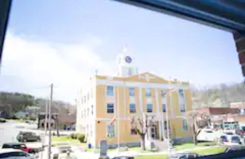 Gainesboro Apartment | Bougie BeBe - Beautiful Apartment on the City Square