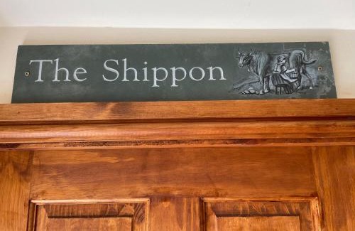 Cauldon House | Boujie Barn- Shippon