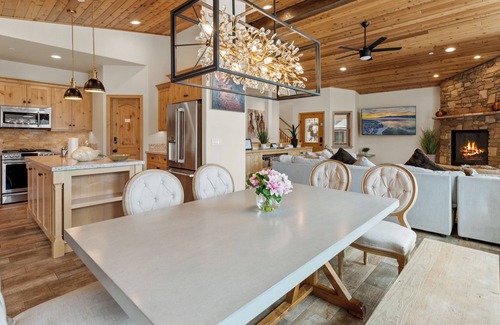 Boulder Bay Cabin | Boulder Bay Chalet Lakefront